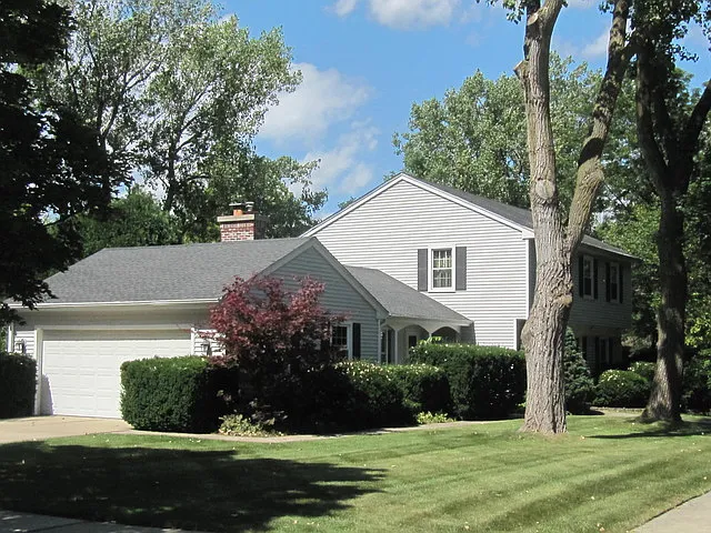 1691 Maple Ln photo 1