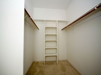 4th image of 1241 Tavistock Ln