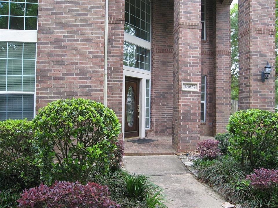 1st image of 23627 Rollinford Ln
