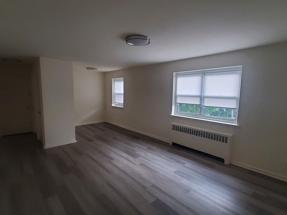 1st image of 475 Howard Ave #B-2