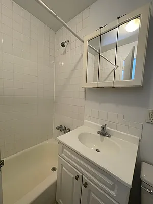 Rented by Peter R. Hungerford, LREB | media 6