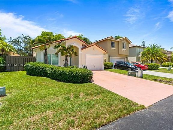 4th image of 8842 SW 215th Ln #0