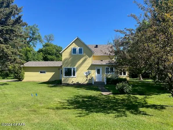 15995 11th St NE, Buxton, ND 58218