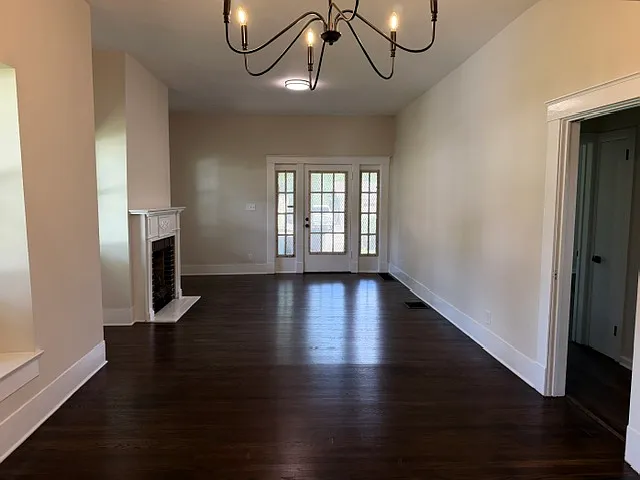 712 McMillon Ave SW — Photo 6