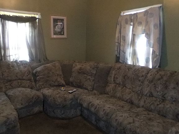 2nd image of 1818 Sibley Ave