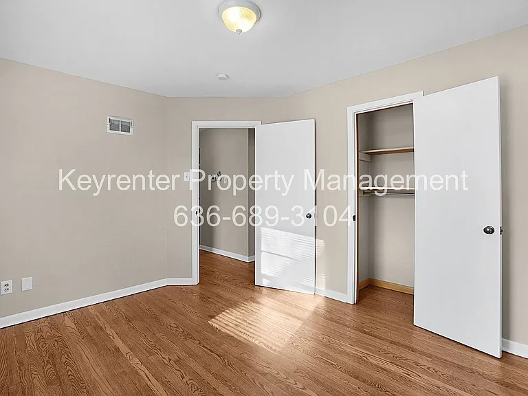 236 S Cadillac Dr — Photo 16