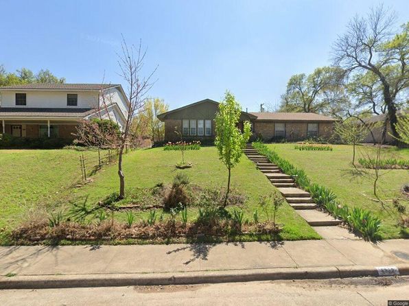 3312 Greenbriar Ln