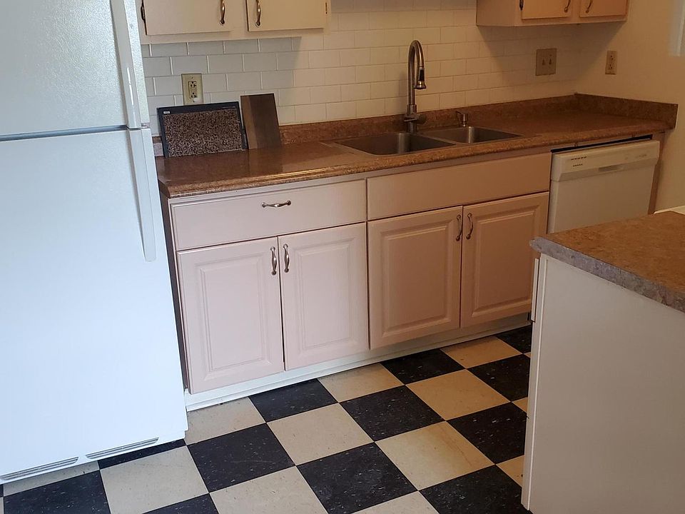 2nd image of 2494 Etiwan Ave #11-K