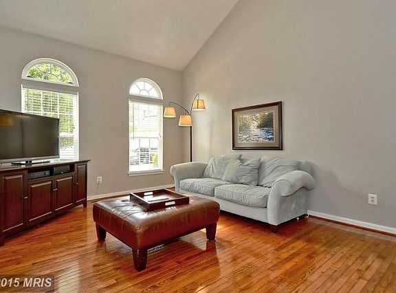 5th image of 308 Amber Cir