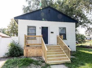 807 4th St SW, Mandan, ND 58554