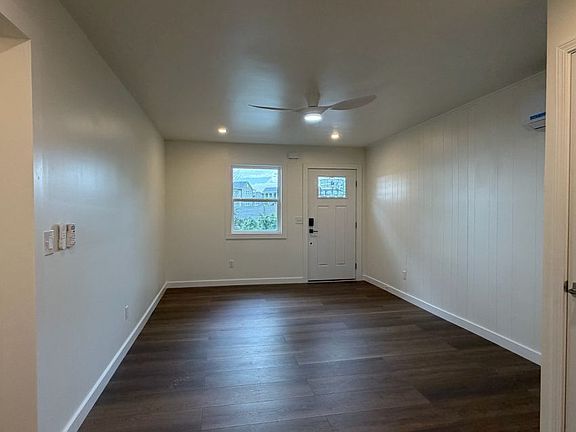 2nd image of 408 Old Central Rd APT 4