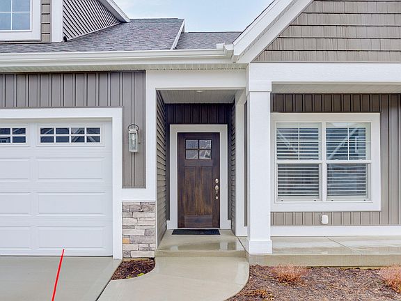 2nd image of 1533 Eagleshore Ct