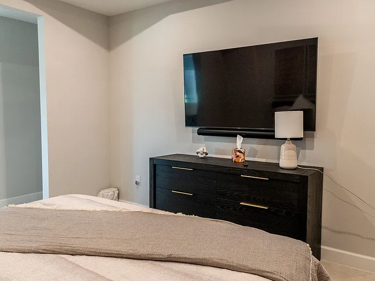 15335 Lucerna St #104 — Photo 32