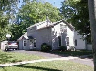 1447 Exchange St, Alden, NY 14004
