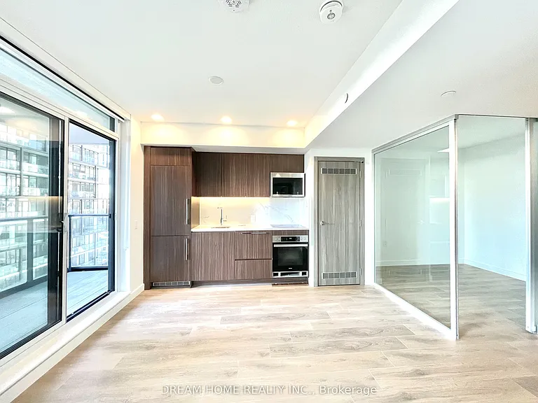 38 Widmer St #1810 — Photo 7
