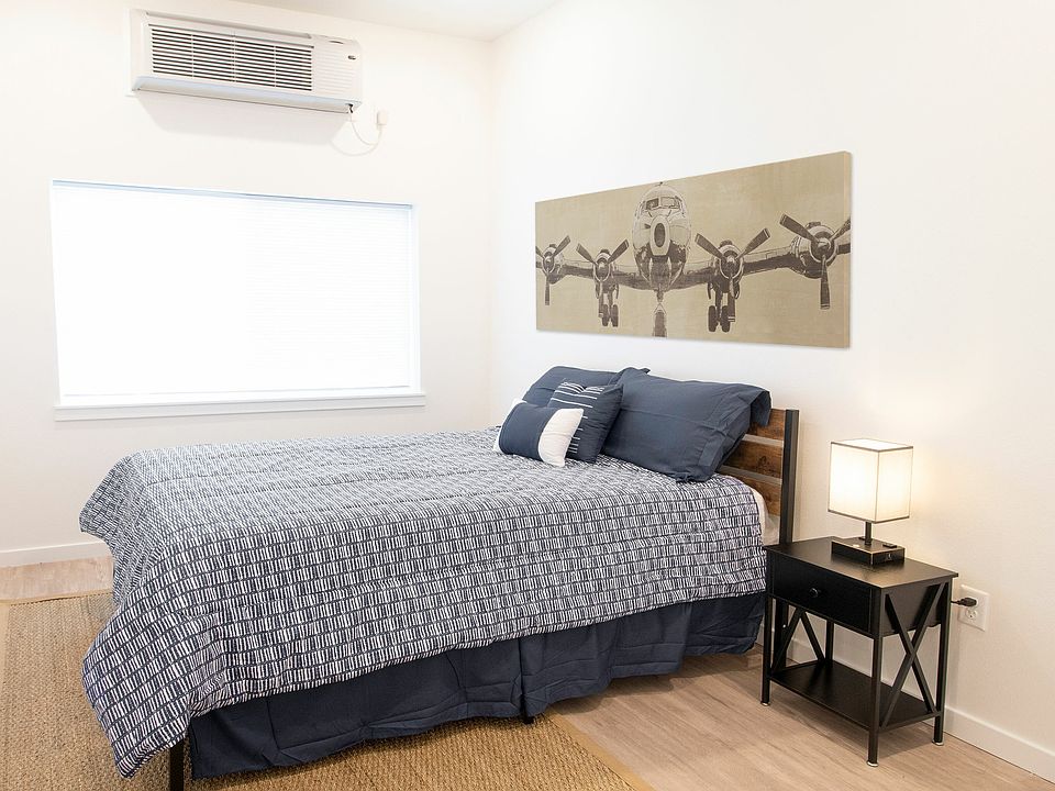 SOSL_1 Bedroom Room