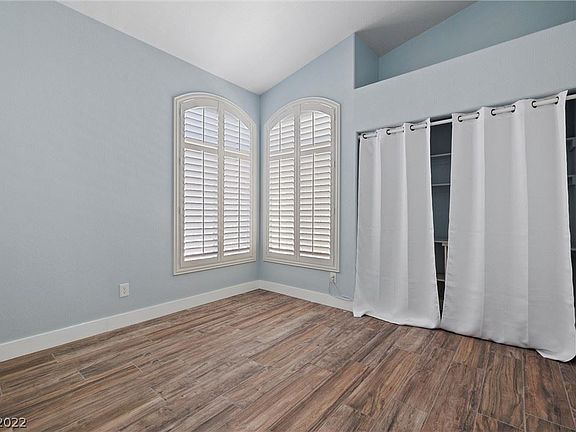 5th image of 7735 Top Hat Ave