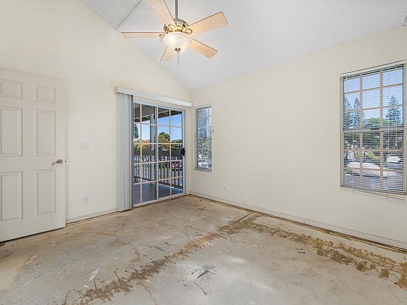 4th image of 68-3883 Lua Kula St APT 1907