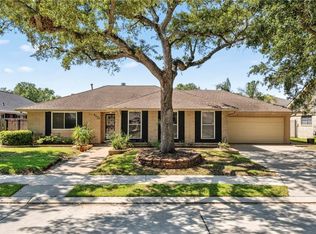 2472 Oriole St, New Orleans, LA 70122