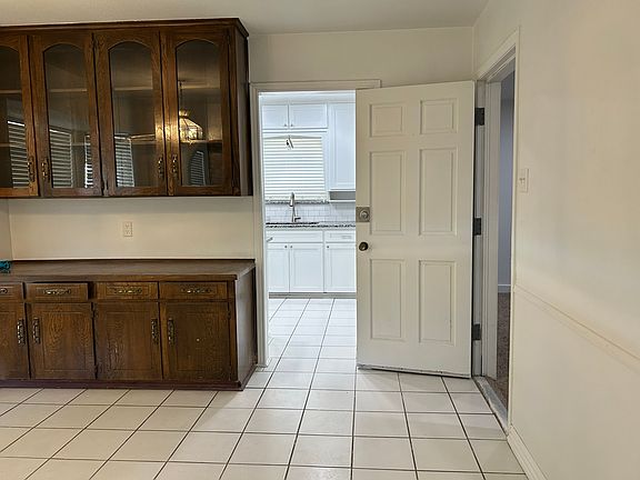 5th image of 1709 Vicksburg Dr