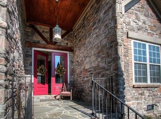 5104 Pebble Stone Ct, Gastonia, NC 28056