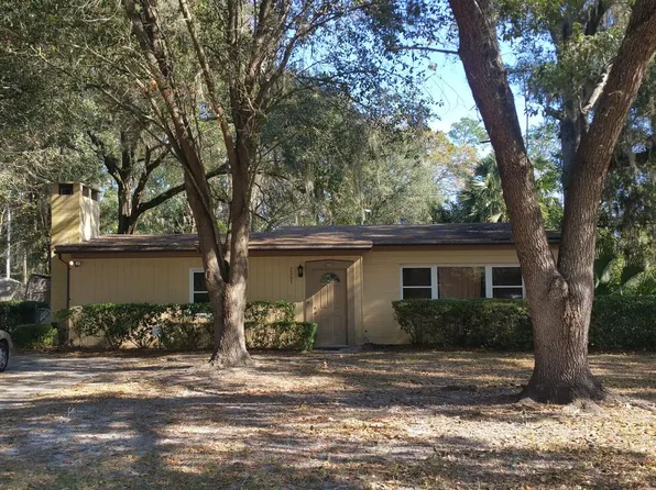 2305 NE 10th Ter, Gainesville, FL 32609