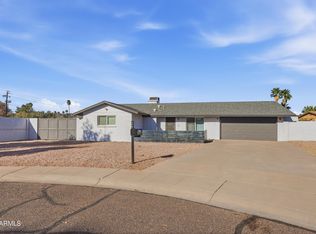 2914 E Cactus Rd, Phoenix, AZ 85032