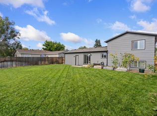 569 S Edinburgh Dr, Loveland, CO 80537