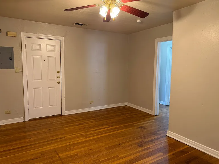 237 Pershing Ave #4 — Photo 11