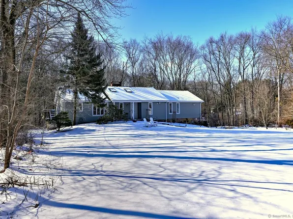 21 Cranbury Drive, Trumbull, CT 06611
