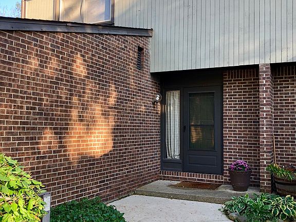 2nd image of 204 Saint Clair Dr