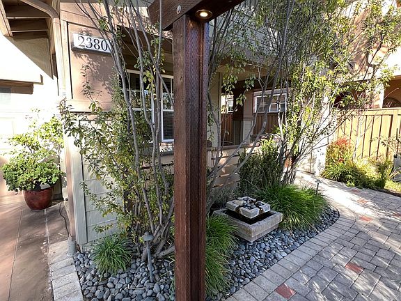 Walkway featuring Zen garden