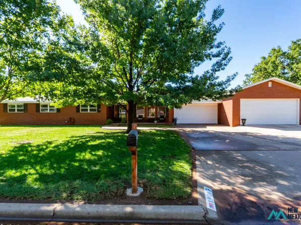 1909 Vivian Ave, Clovis, NM 88101