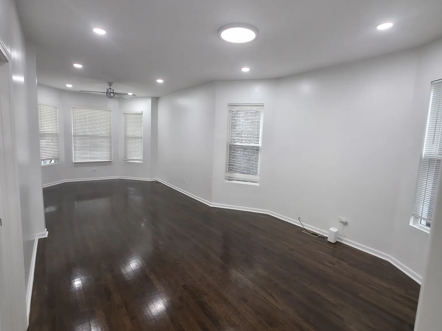 2 bed, $1,900 — Photo 3