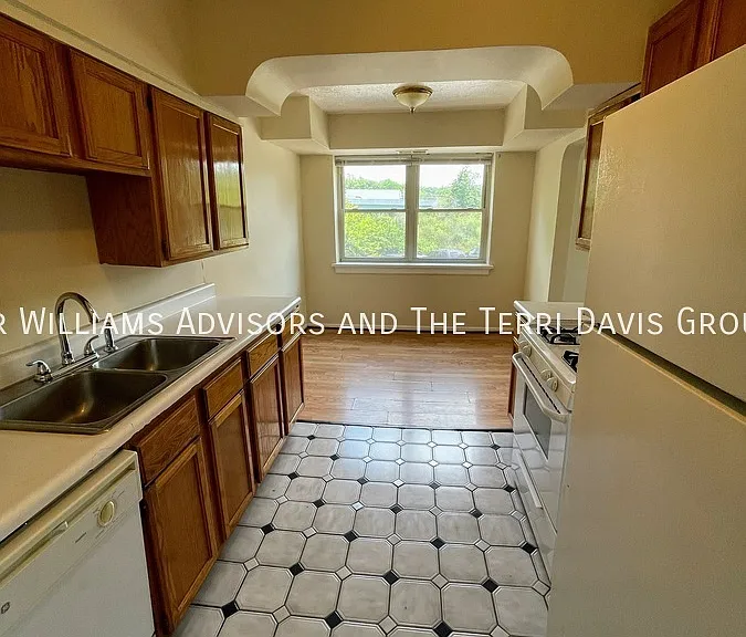 994 Cleveland Ave #1 — Photo 6