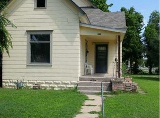 430 E 5th Ave, Hutchinson, KS 67501