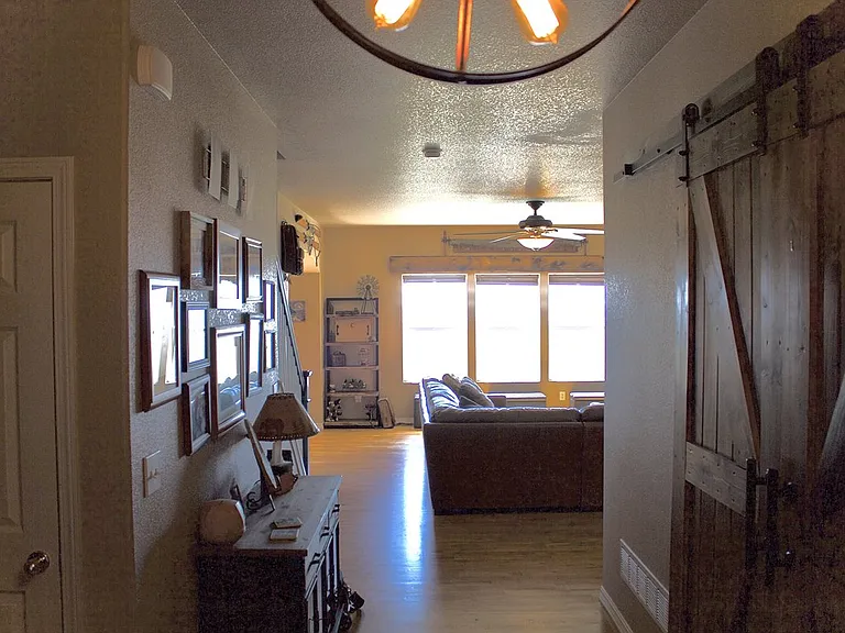 1364 Diamond Rim Dr — Photo 3