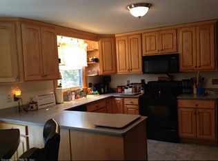 338 Mohegan Park Rd, Norwich, CT 06360