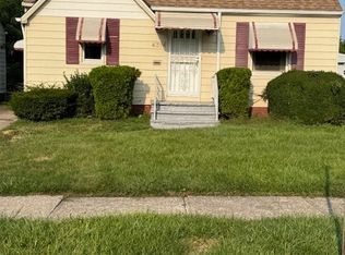 4396 Glenview Rd, Warrensville Heights, OH
