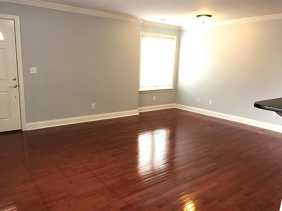 2nd image of 112 Leonardwood Dr Unit 601