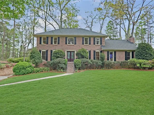 5706 Mount Berry Ln, Peachtree Corners, GA 30092