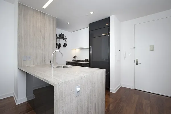 Rented by Citi Habitats | media 50