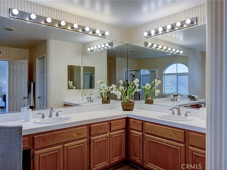 20340 Channing Ln — Photo 22
