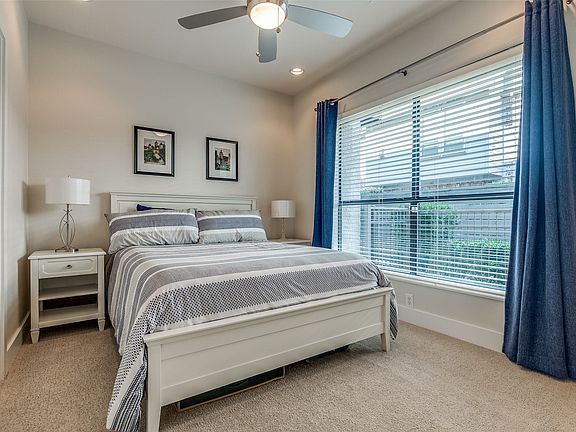 5th image of 4140 Newton Ave APT 17