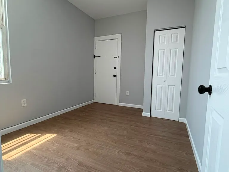 96 Summer Ave #3 — Photo 5