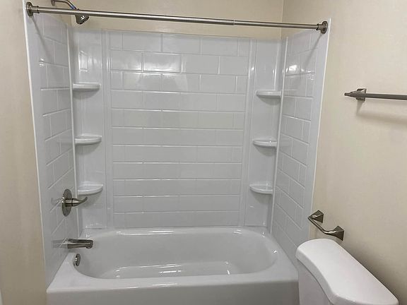 4th image of 14554 Kohnke Hill Rd APT 1