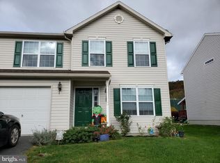 1011 Daisy Dr, Temple, PA 19560