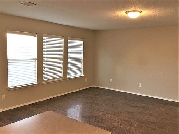 4th image of 10144 Chapel Rock Dr