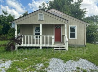 67 Madrid Ln, Hendersonville, NC 28792