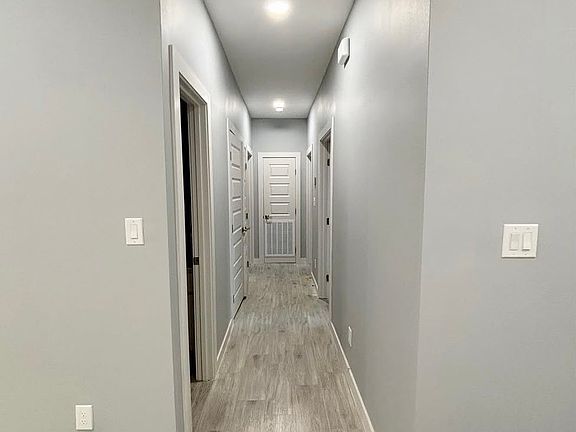 4th image of 1805 Elsham Rd #4